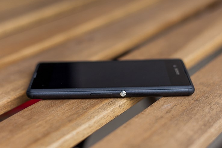 Sony Xperia E3 (3).jpg